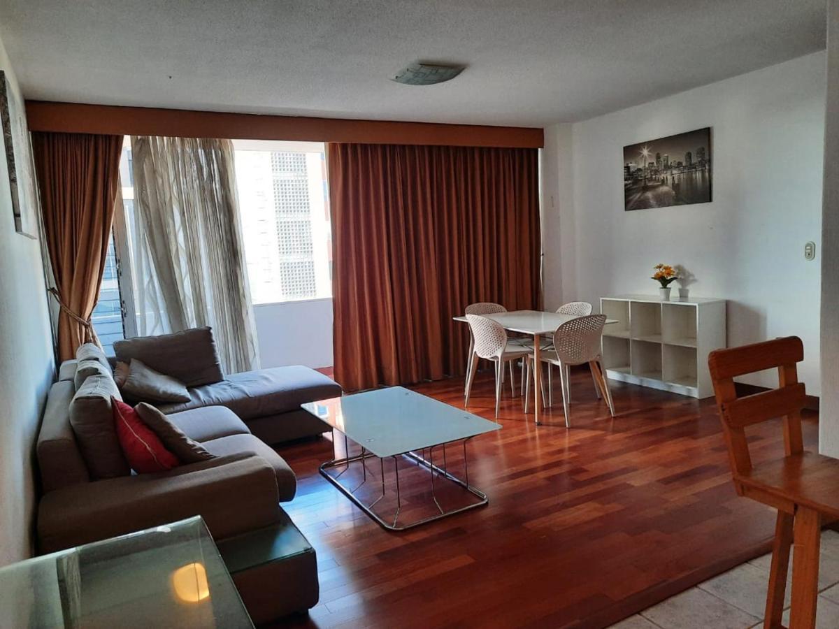908 Cortijo Reforma Zona 9 Apartamento *